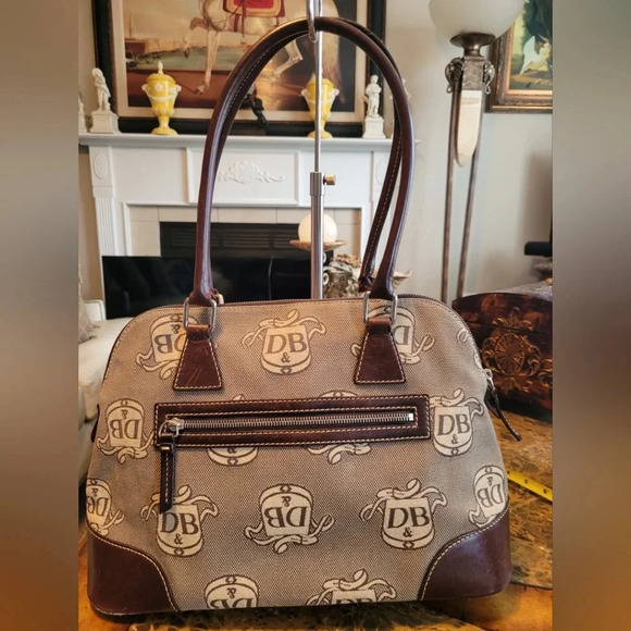 Dooney & Bourke Handbags - DOONEY AND BOURKE